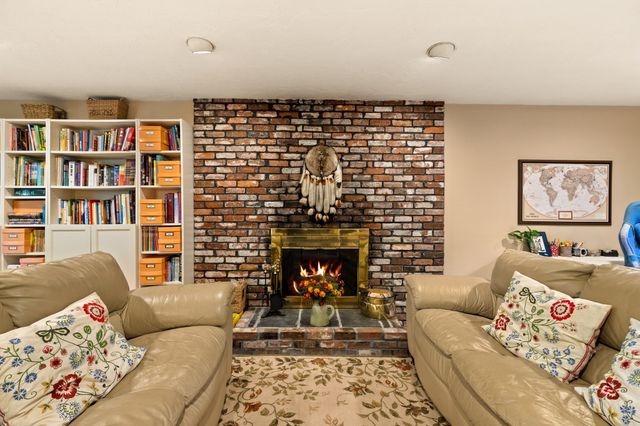 15 Condor Rd, Sharon, MA 02067