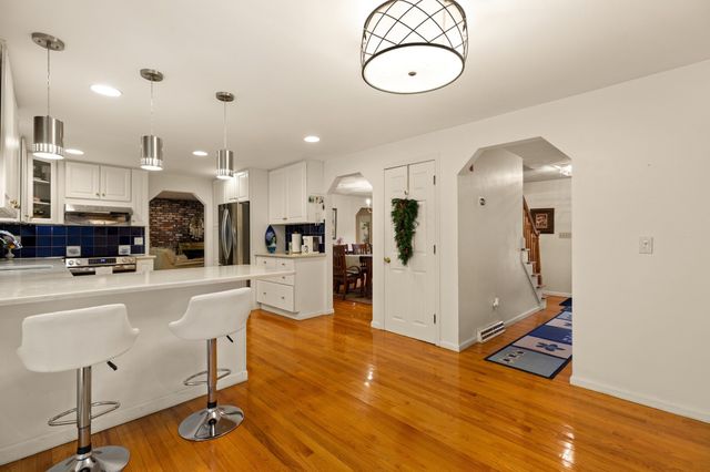 15 Condor Rd, Sharon, MA 02067