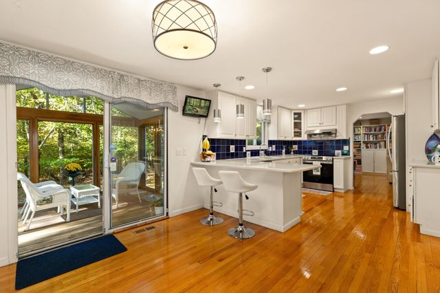 15 Condor Rd, Sharon, MA 02067