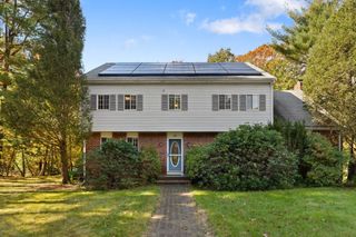 15 Condor Rd, Sharon, MA 02067