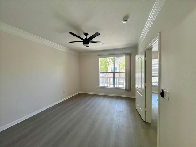 18105 VILLA CREEK DRIVE, Tampa, FL 33647