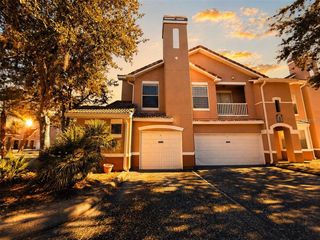 18105 VILLA CREEK DRIVE, Tampa, FL 33647