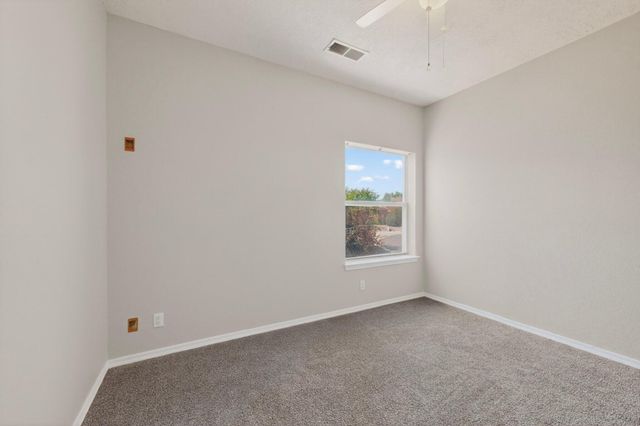 4424 Rancho Centro NW, Albuquerque, NM 87120