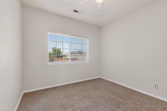 4424 Rancho Centro NW, Albuquerque, NM 87120