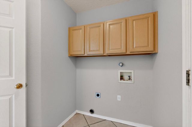 4424 Rancho Centro NW, Albuquerque, NM 87120
