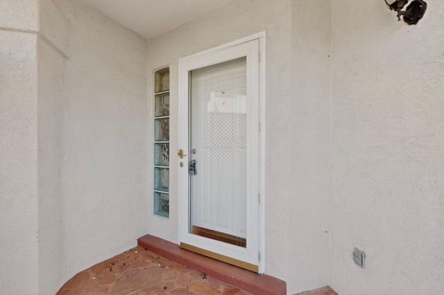 4424 Rancho Centro NW, Albuquerque, NM 87120