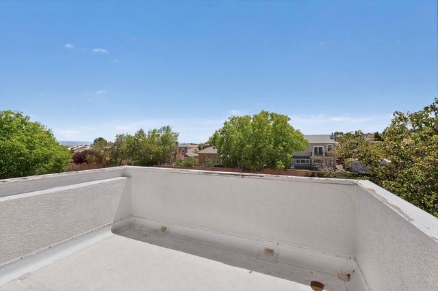 4424 Rancho Centro NW, Albuquerque, NM 87120