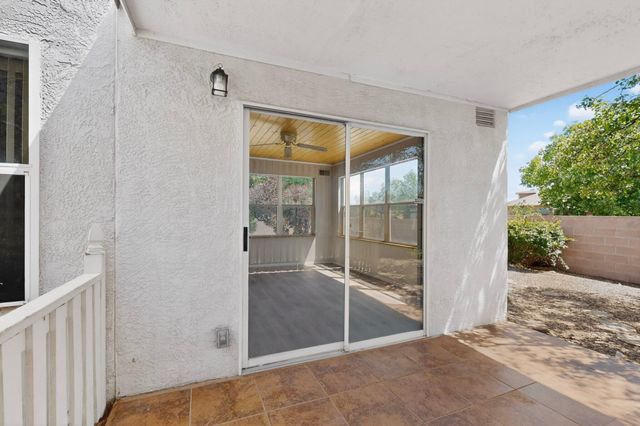 4424 Rancho Centro NW, Albuquerque, NM 87120
