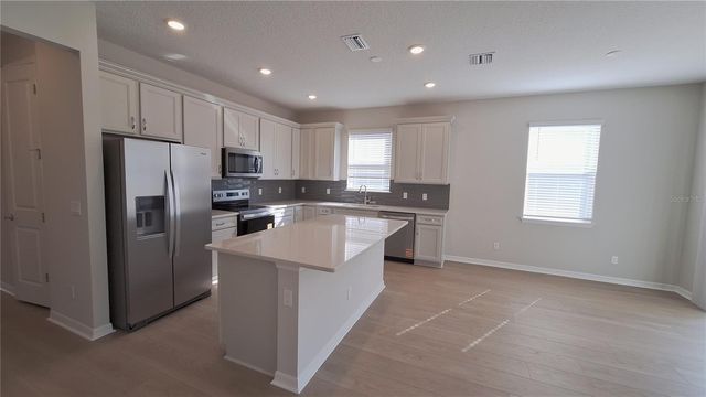 2084 BRANCHED OAK ROAD, St Cloud, FL 34771