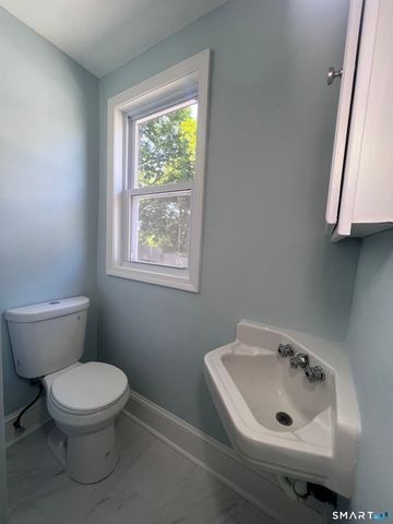 335 Ridgefield Avenue, Bridgeport, CT 06610