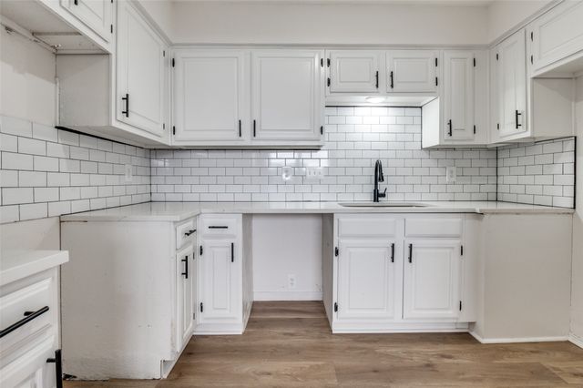 2322 Sherry Street, Arlington, TX 76014