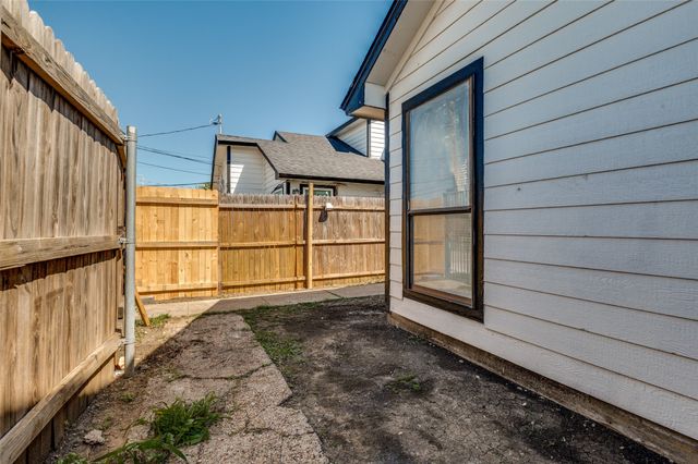 2322 Sherry Street, Arlington, TX 76014