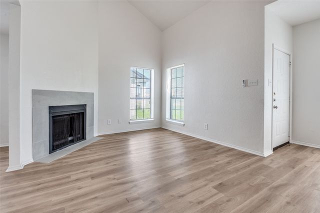 2322 Sherry Street, Arlington, TX 76014