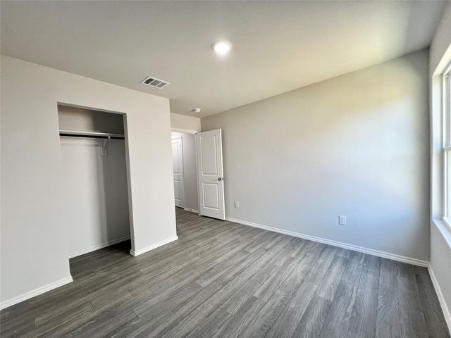 544 Quail Meadows Drive, Cleburne, TX 76031