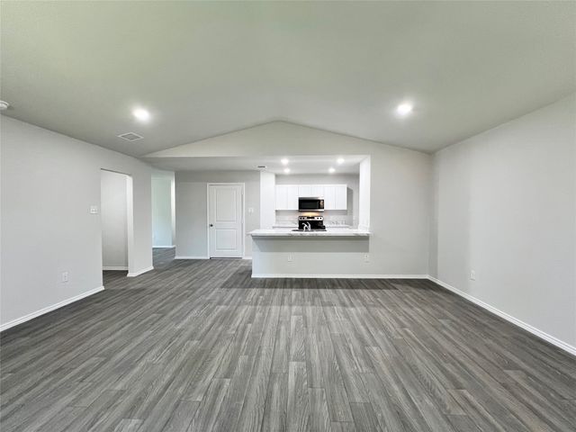 544 Quail Meadows Drive, Cleburne, TX 76031
