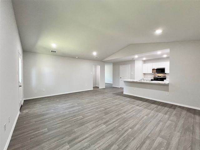 544 Quail Meadows Drive, Cleburne, TX 76031