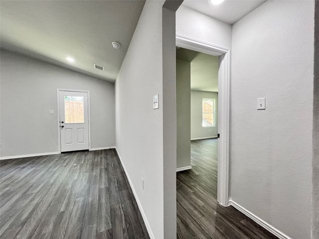 544 Quail Meadows Drive, Cleburne, TX 76031