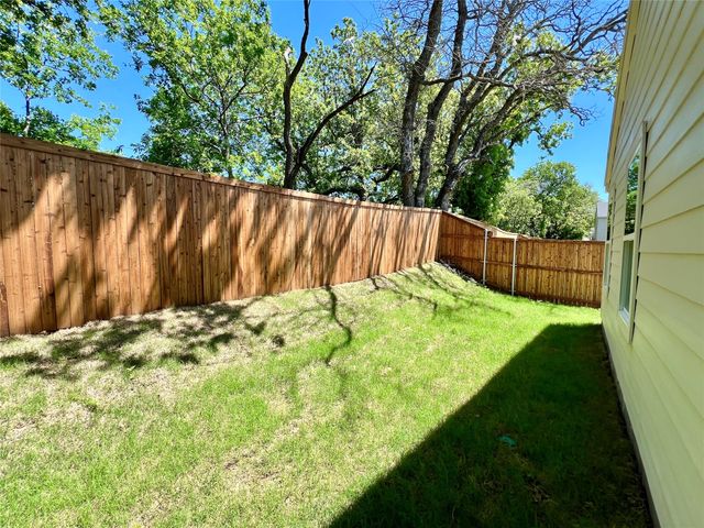 544 Quail Meadows Drive, Cleburne, TX 76031