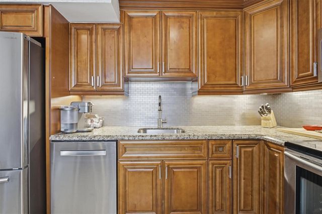 3850 Oaks Clubhouse Drive 408, Pompano Beach, FL 33069