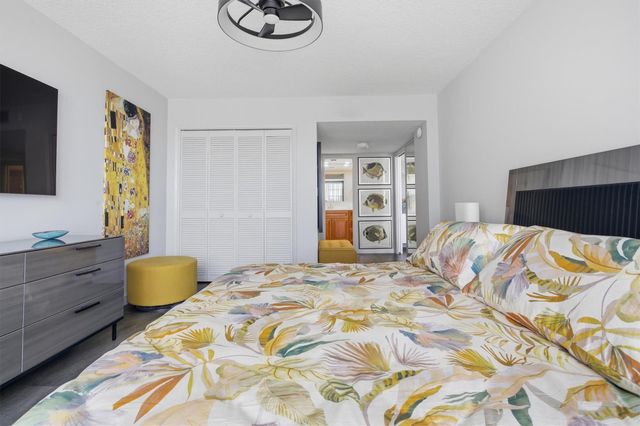 3850 Oaks Clubhouse Drive 408, Pompano Beach, FL 33069