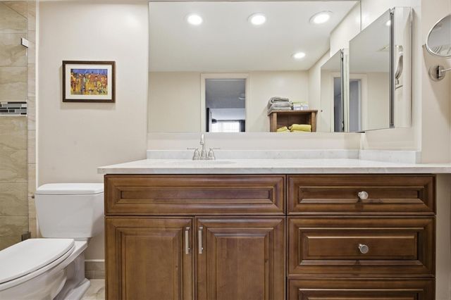 3850 Oaks Clubhouse Drive 408, Pompano Beach, FL 33069