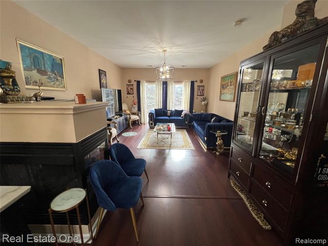 43216 Pendleton Circle, Sterling Heights, MI 48313