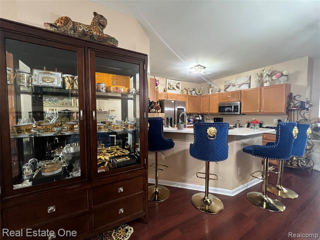 43216 Pendleton Circle, Sterling Heights, MI 48313