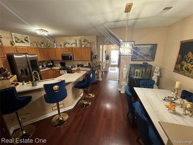 43216 Pendleton Circle, Sterling Heights, MI 48313