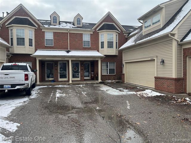 43216 Pendleton Circle, Sterling Heights, MI 48313
