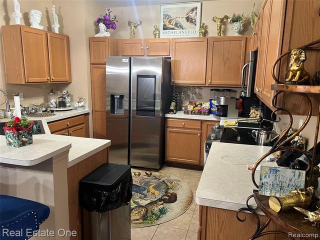 43216 Pendleton Circle, Sterling Heights, MI 48313