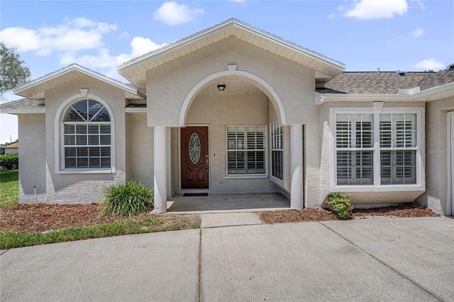6208 HUNTINGTON DRIVE, Zephyrhills, FL 33542