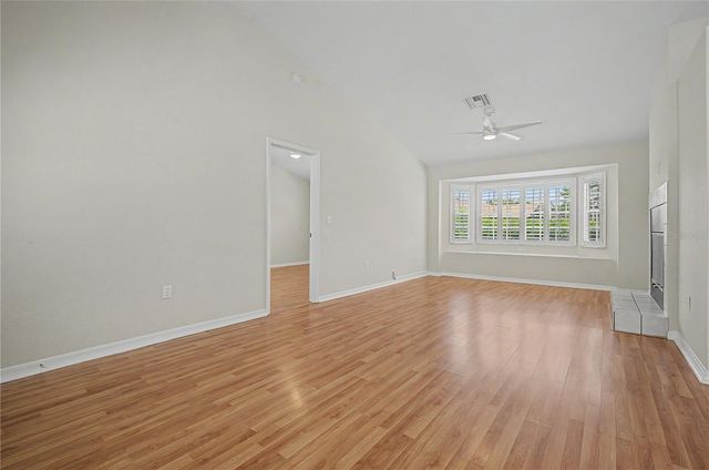 6208 HUNTINGTON DRIVE, Zephyrhills, FL 33542