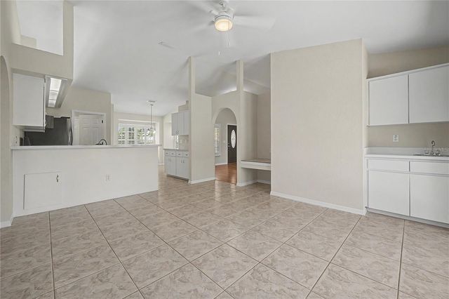 6208 HUNTINGTON DRIVE, Zephyrhills, FL 33542