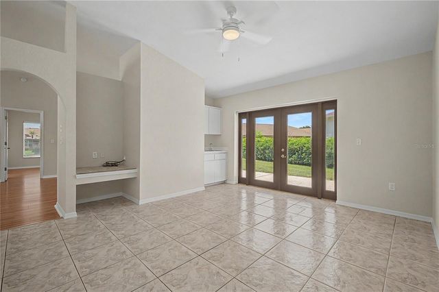 6208 HUNTINGTON DRIVE, Zephyrhills, FL 33542