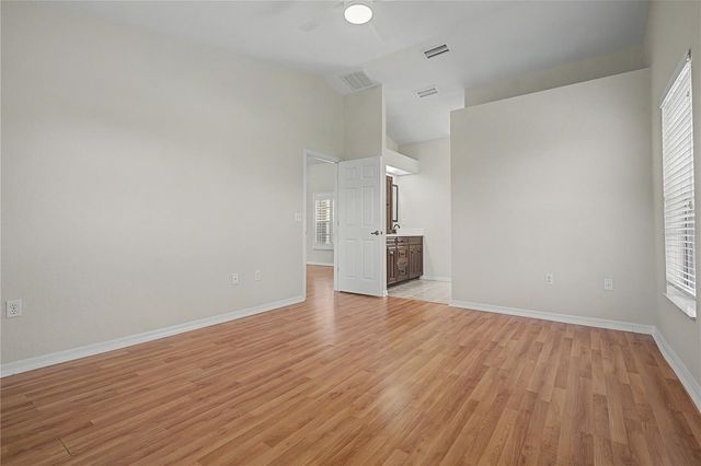 6208 HUNTINGTON DRIVE, Zephyrhills, FL 33542