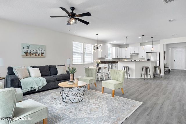 4916 CREEK BLUFF Lane, Middleburg, FL 32068