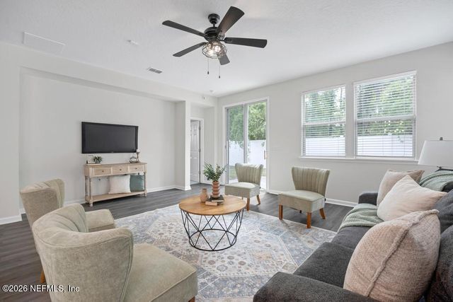 4916 CREEK BLUFF Lane, Middleburg, FL 32068