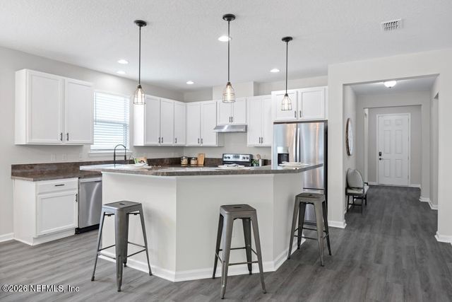 4916 CREEK BLUFF Lane, Middleburg, FL 32068