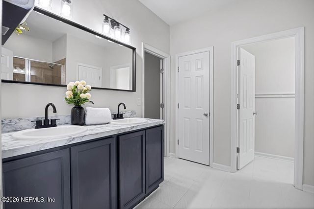 4916 CREEK BLUFF Lane, Middleburg, FL 32068