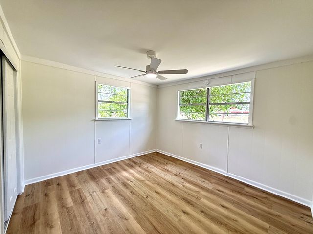 1833 S St Andrews, Dothan, AL 36301