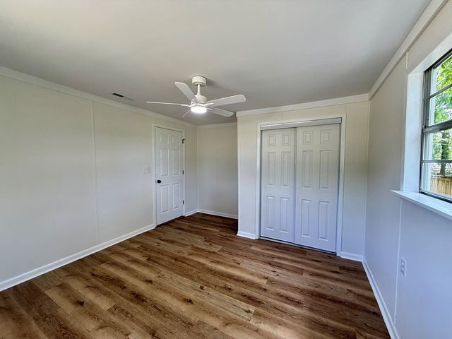 1833 S St Andrews, Dothan, AL 36301