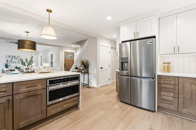 11 ADMIRAL RD, Severna Park, MD 21146