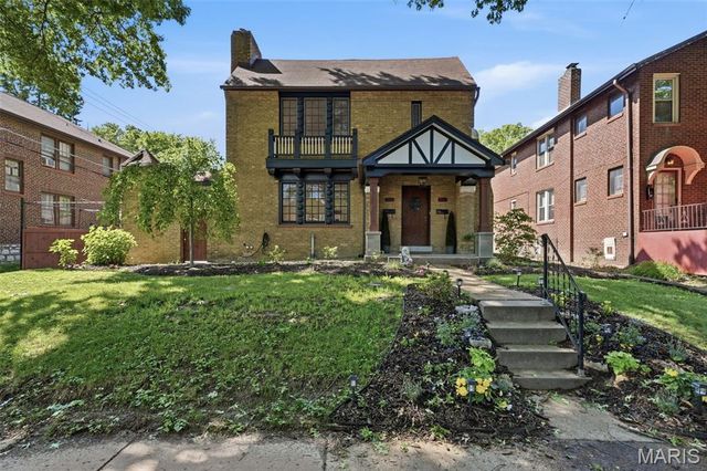 7100 Amherst Avenue, University City, MO 63130