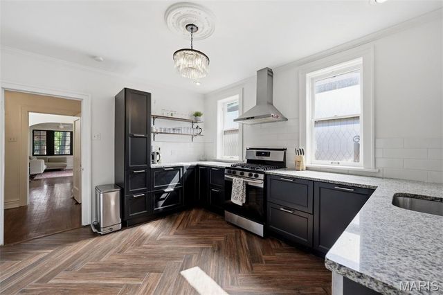 7100 Amherst Avenue, University City, MO 63130