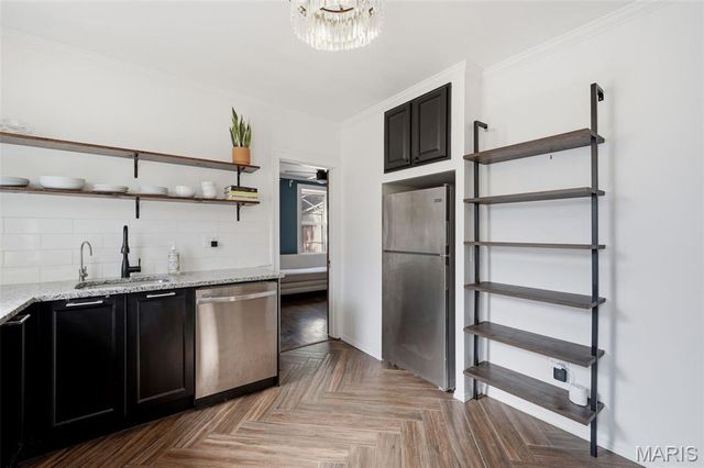 7100 Amherst Avenue, University City, MO 63130