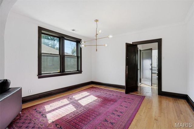 7100 Amherst Avenue, University City, MO 63130