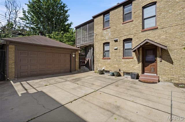 7100 Amherst Avenue, University City, MO 63130