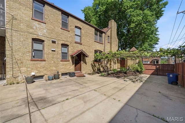 7100 Amherst Avenue, University City, MO 63130