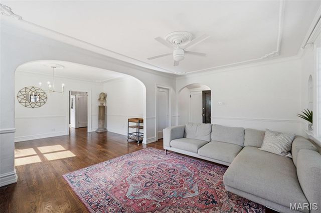 7100 Amherst Avenue, University City, MO 63130
