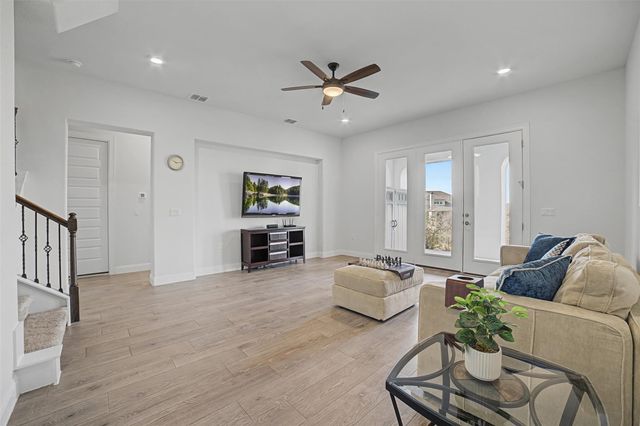 119 Serene Hilltop CIR, Austin, TX 78738